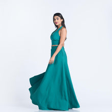 Load image into Gallery viewer, Halter Crop Top &amp; Flared Skirt Set
