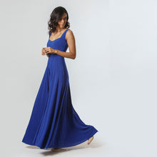 Load image into Gallery viewer, Sweetheart Neck Evening Gown
