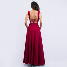 Load image into Gallery viewer, Flared Skirt w/ Pockets
