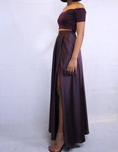 Load image into Gallery viewer, Flared Front Pleat Skirt
