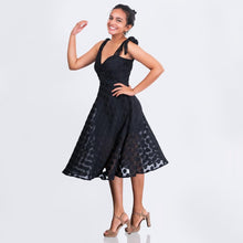 Load image into Gallery viewer, Sweetheart Neck Tie-up Midi Dress
