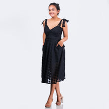 Load image into Gallery viewer, Sweetheart Neck Tie-up Midi Dress
